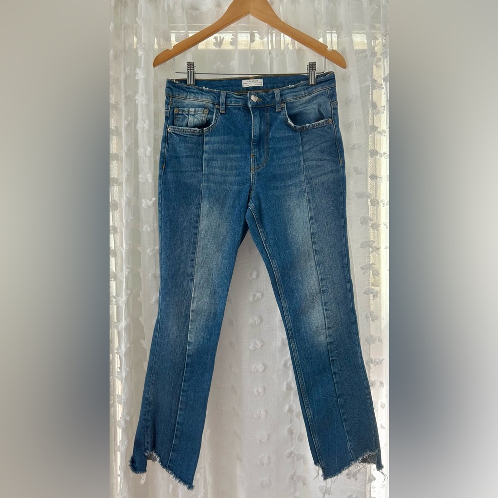 ZARA Woman Premium Denim Collection Jeans_Size 4